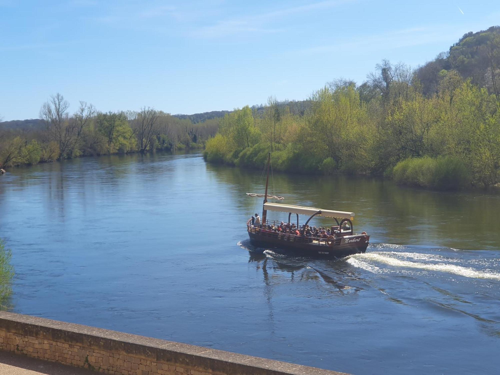 L Appart D En Face Sarlat Esterno foto